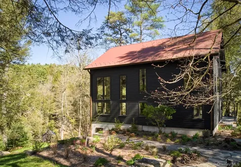 55 Woods Road Barryville NY 12719
