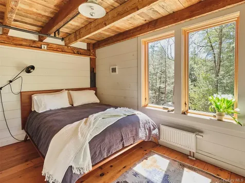 55 Woods Road Barryville NY 12719