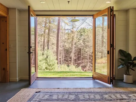 55 Woods Road Barryville NY 12719