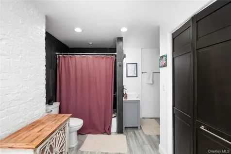 21 Barnard Avenue Poughkeepsie NY 12601