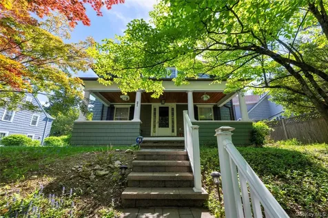 21 Barnard Avenue Poughkeepsie NY 12601