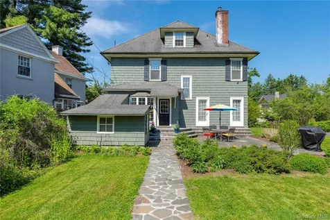 21 Barnard Avenue Poughkeepsie NY 12601