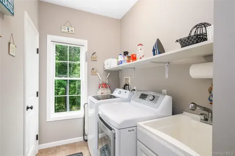 5 Baker Road Hopewell Junction NY 12533
