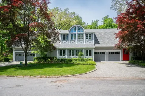 34-36 E Lake Stable Road Tuxedo Park NY 10987