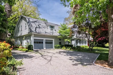 34-36 E Lake Stable Road Tuxedo Park NY 10987