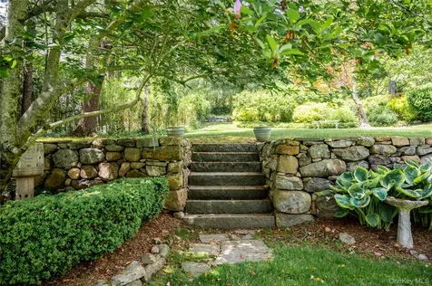 34-36 E Lake Stable Road Tuxedo Park NY 10987