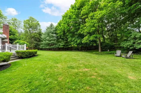 3 Heathbrook Drive Poughkeepsie NY 12603