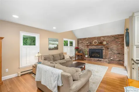 3 Heathbrook Drive Poughkeepsie NY 12603
