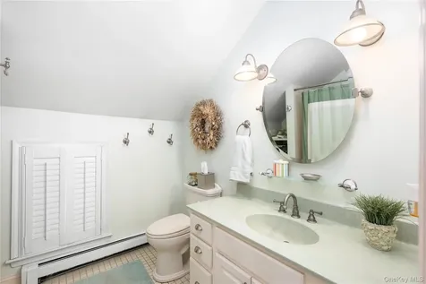 3 Heathbrook Drive Poughkeepsie NY 12603