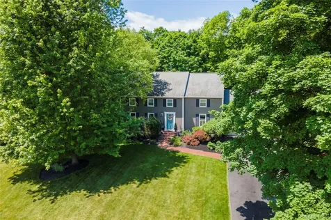 3 Heathbrook Drive Poughkeepsie NY 12603