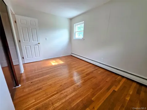 25 Oakwood Drive Wappingers Falls NY 12590