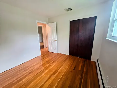 25 Oakwood Drive Wappingers Falls NY 12590