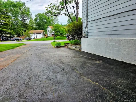 25 Oakwood Drive Wappingers Falls NY 12590
