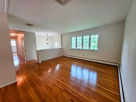 25 Oakwood Drive Wappingers Falls NY 12590