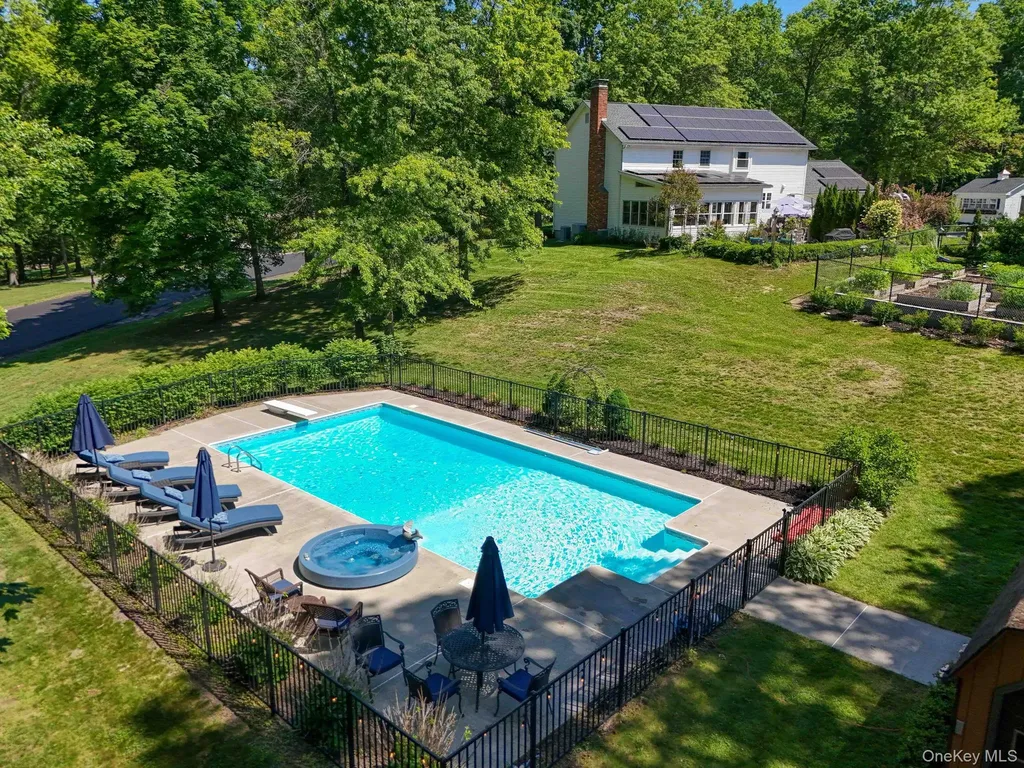 14 Wagner Drive Rock Tavern NY 12575