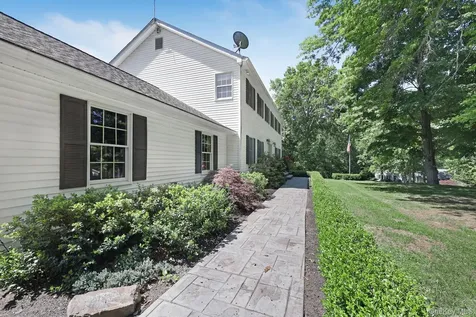14 Wagner Drive Rock Tavern NY 12575