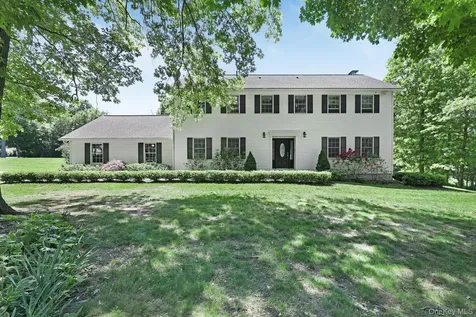 14 Wagner Drive Rock Tavern NY 12575