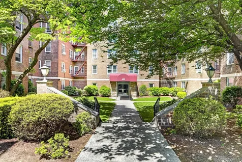 485 Bronx River Road Yonkers NY 10704