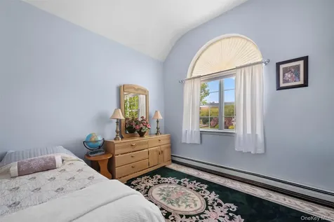 4 Vera Court Centereach NY 11720