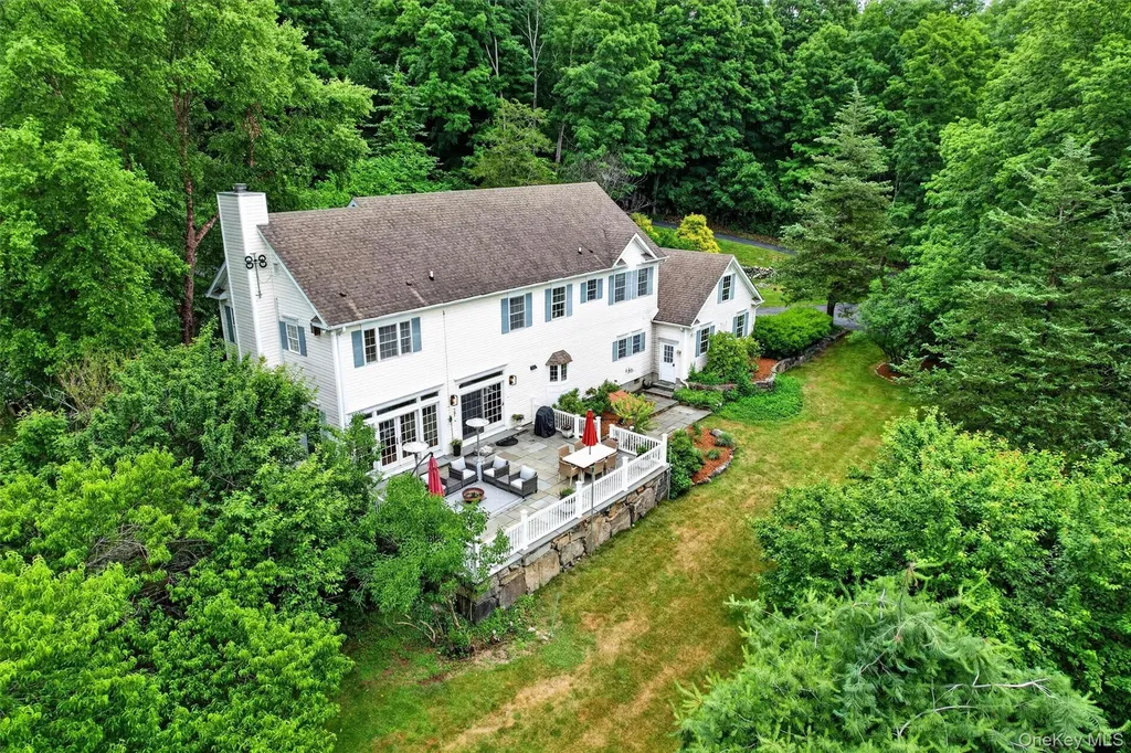 22 Indian Wells Road Brewster NY 10509
