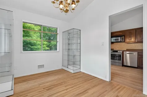4 Brookdell Drive Hartsdale NY 10530
