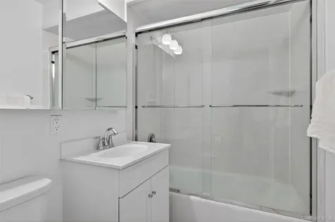 4 Brookdell Drive Hartsdale NY 10530