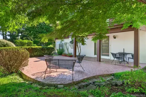 4 Brookdell Drive Hartsdale NY 10530