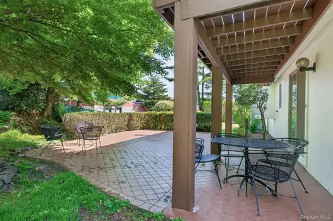 4 Brookdell Drive Hartsdale NY 10530