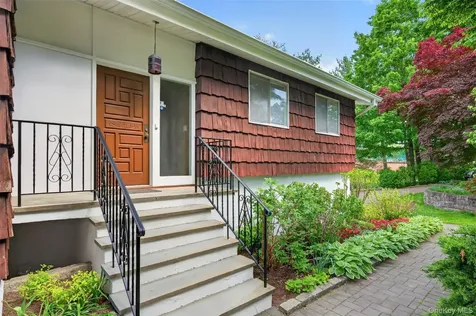 4 Brookdell Drive Hartsdale NY 10530
