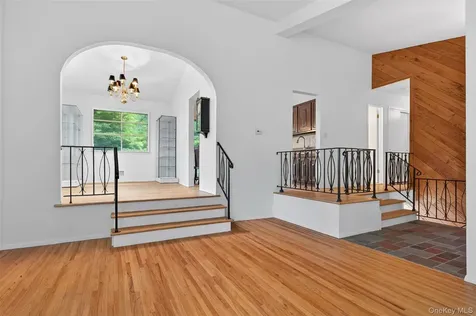 4 Brookdell Drive Hartsdale NY 10530