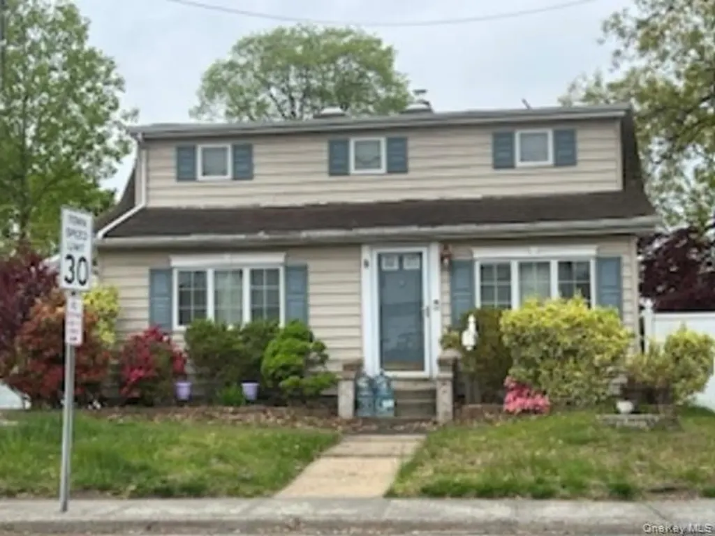 656 E Meadow Avenue East Meadow NY 11554