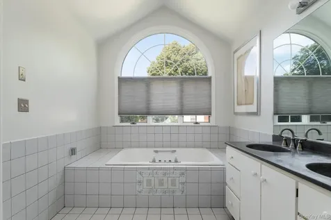5 Willow Run Road Greenwich CT 06831