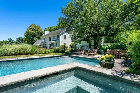 5 Willow Run Road Greenwich CT 06831