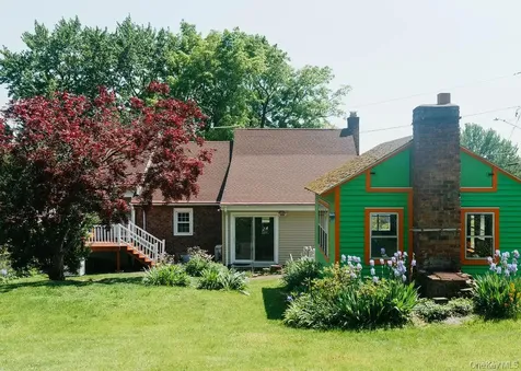 178 Hoyt Street Port Ewen NY 12466