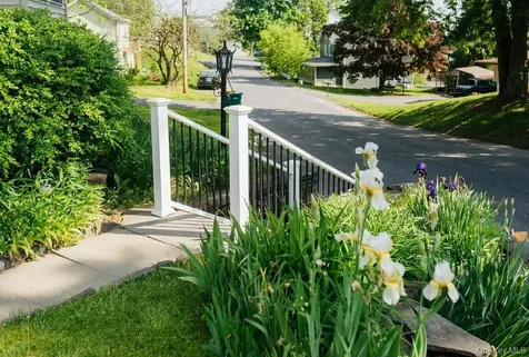 178 Hoyt Street Port Ewen NY 12466