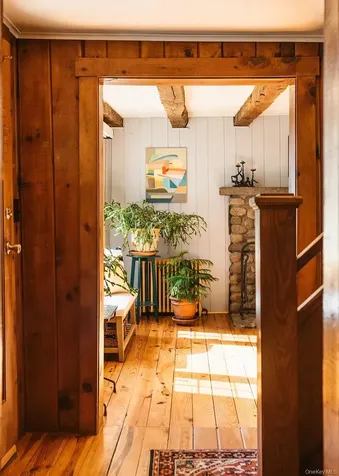 178 Hoyt Street Port Ewen NY 12466