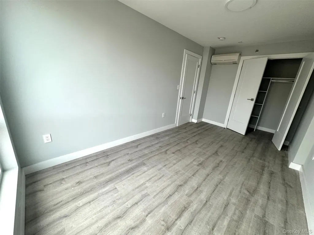 20-22 College Point Boulevard Flushing NY 11356