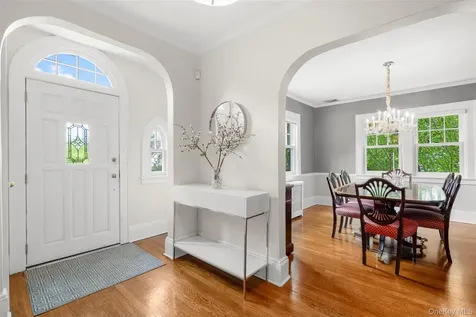 12 Parkway Street Larchmont NY 10538