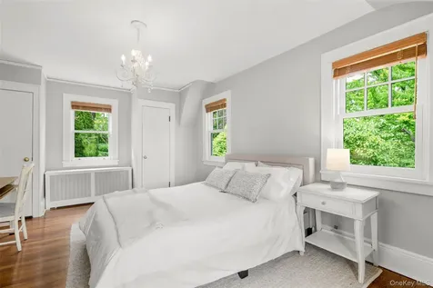 12 Parkway Street Larchmont NY 10538