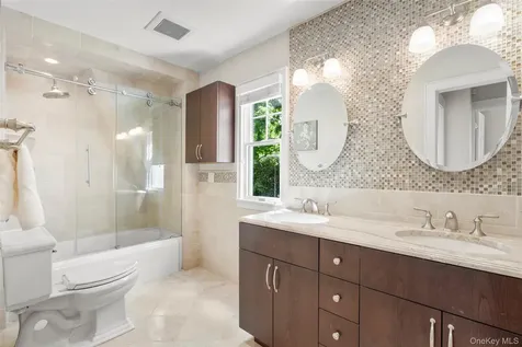12 Parkway Street Larchmont NY 10538