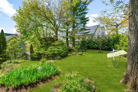 12 Parkway Street Larchmont NY 10538