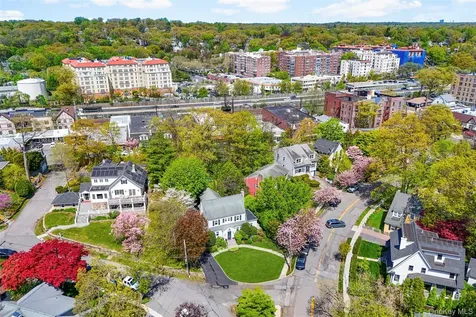 12 Parkway Street Larchmont NY 10538