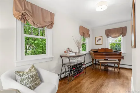 12 Parkway Street Larchmont NY 10538