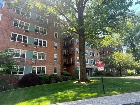 76 Dehaven Drive Yonkers NY 10703