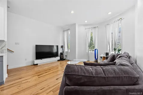 203 E Prospect Avenue Mount Vernon NY 10550