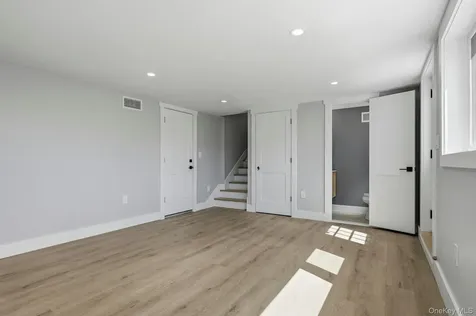 2040 Wellington Court Westbury NY 11590