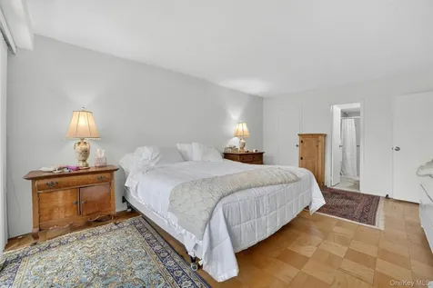 15 Stewart Place White Plains NY 10603