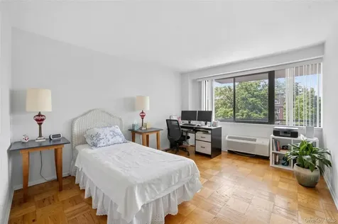 15 Stewart Place White Plains NY 10603