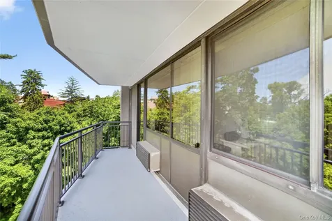 15 Stewart Place White Plains NY 10603