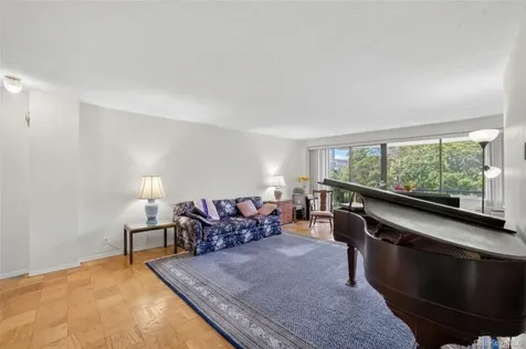 15 Stewart Place White Plains NY 10603